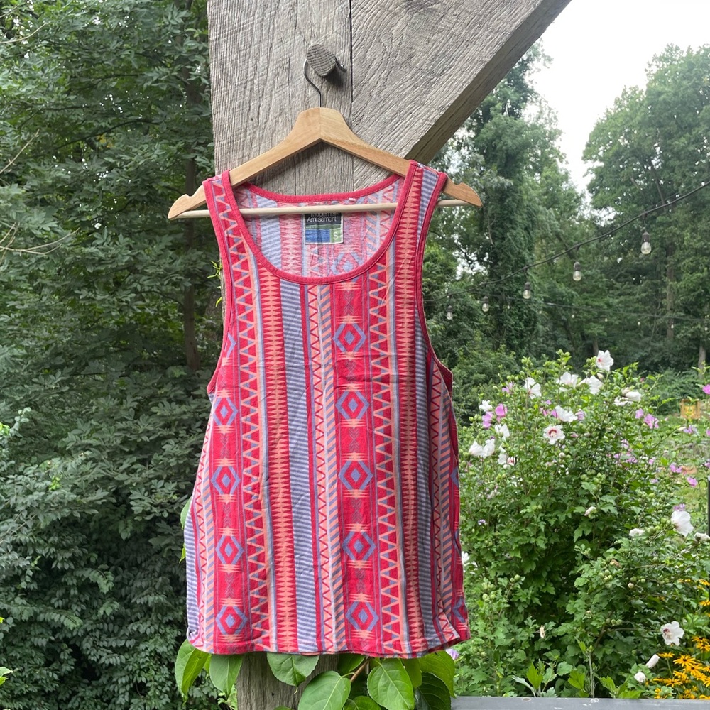 Modern Amusement Patterned Tank Top - Picture 1 of 4